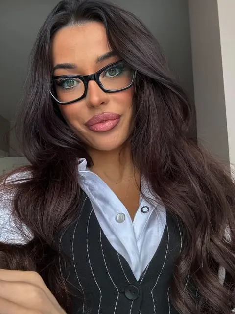 Giordana escort in Phuket