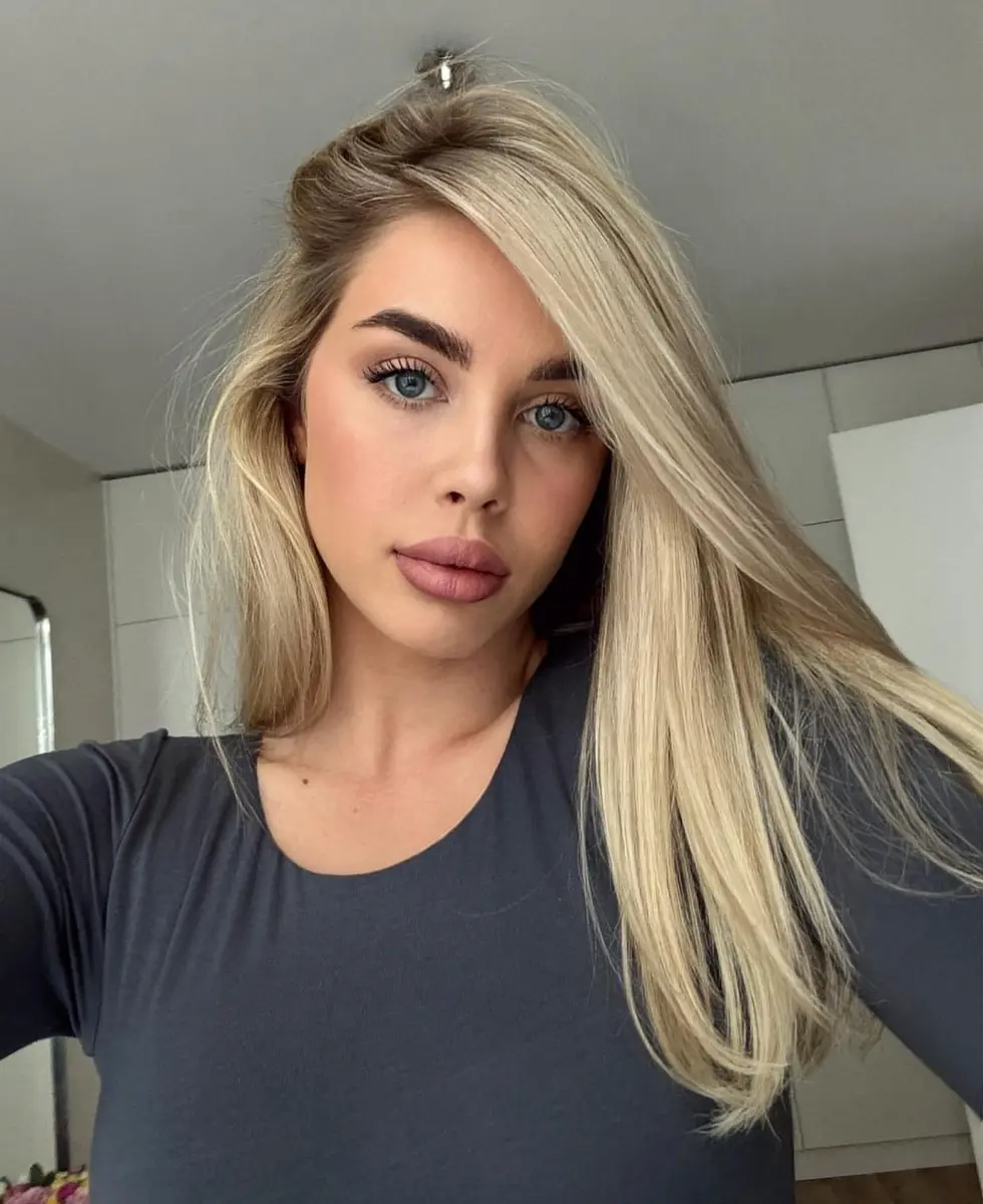 Liana escort in Phuket