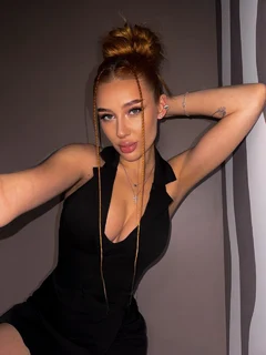 Lola escort in Bangkok
