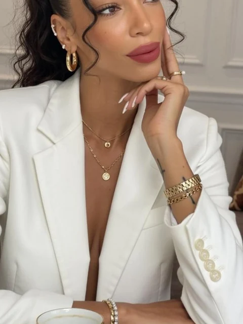 Luna escort in Bangkok